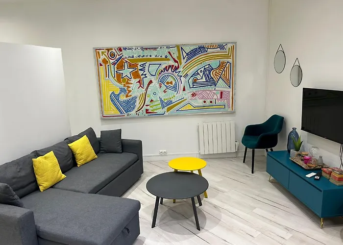 Appartement Moderne A Proximite De Batignolles