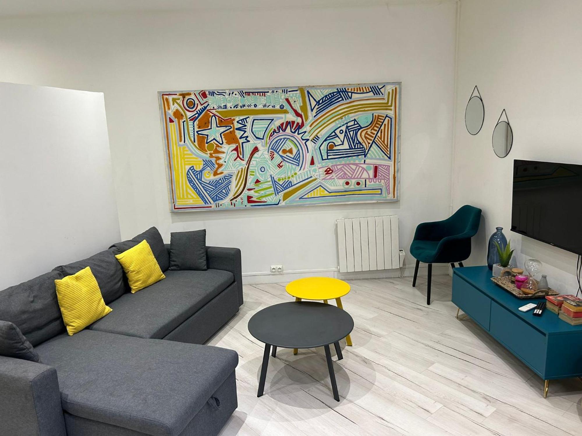 Moderne A Proximite De Batignolles * Paris